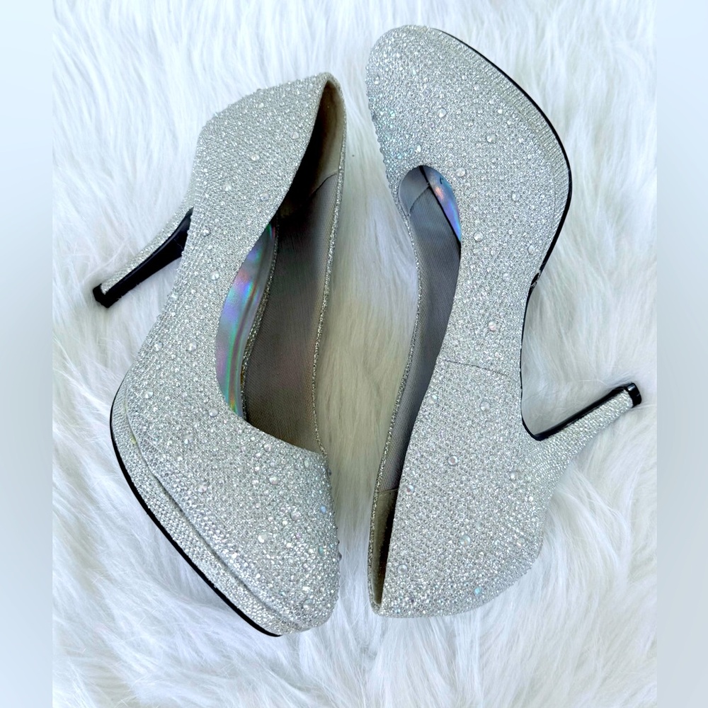 Dazzling Silver Rhinestone Heels - Picture 4 of 8